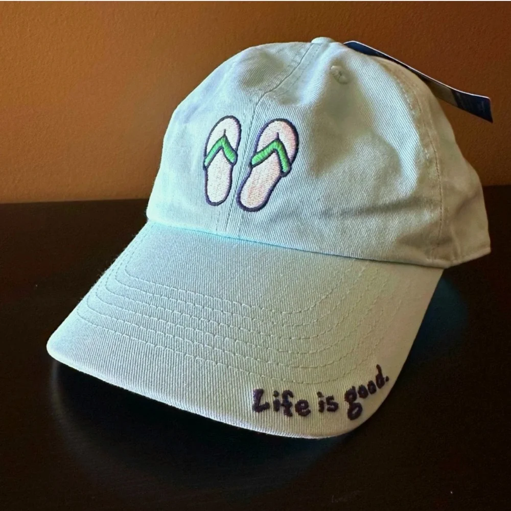 Life Is Good Women’s Flip Flops Chill Adjustable Cap Hat Blue embroidered NEW
